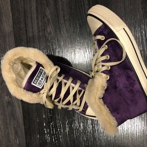 Purple hightop shoes